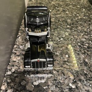 kenworth Black and Silver Model Truck